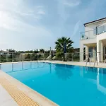 Riverside Βίλα Πόλη