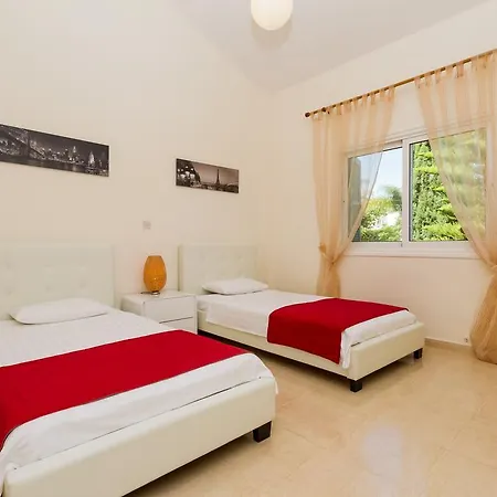 Vila Riverside