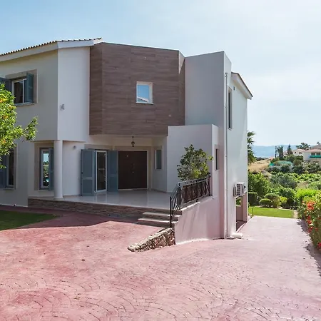 Villa Riverside *