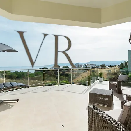 Villa Riverside *