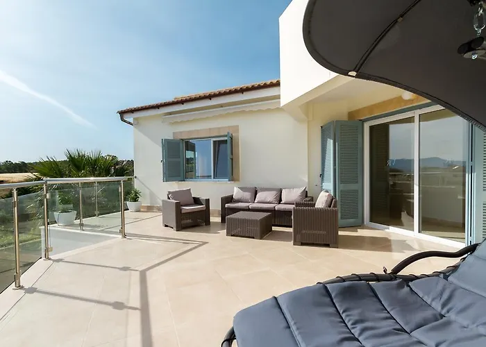 Villa Riverside *