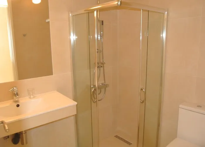 Riverside Villa Polis